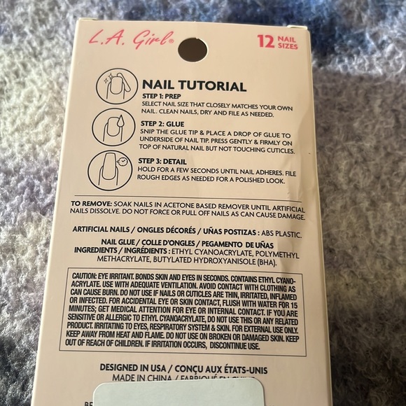 New Extra Divina Nails… - Picture 4 of 5